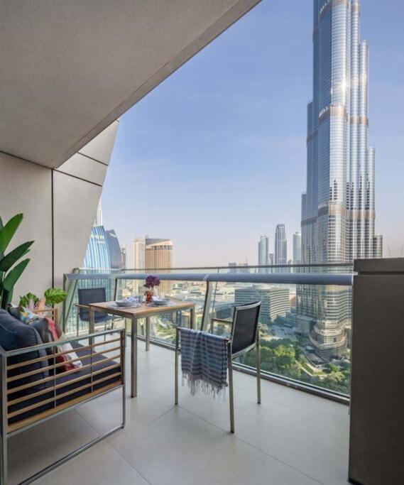 Frank Porter - Burj Vista Dubái Exterior foto